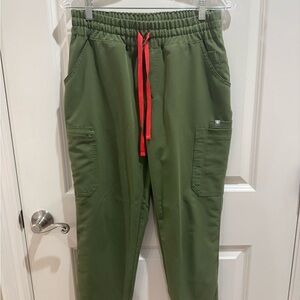 Figs Women’s Olive Green Skinny Scrub Pants